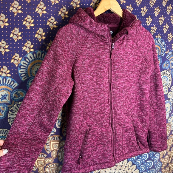 Mountain Warehouse fur lined sweater - Picture 2 of 12